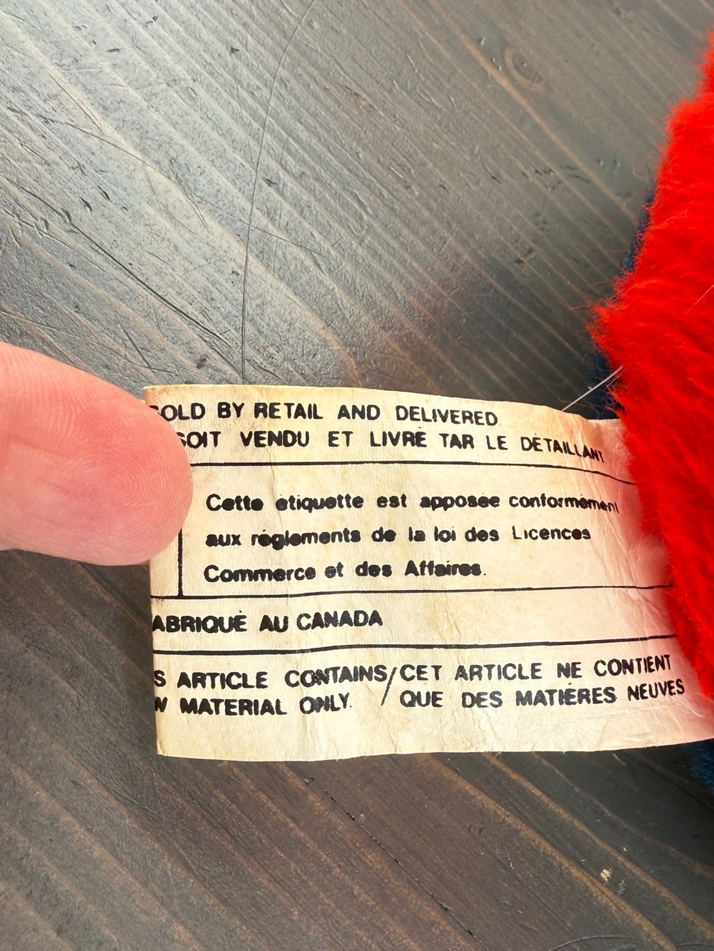 Vintage hard stuffed RCMP dog - Picture 5 of 16